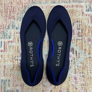 Navy Rothy’s loafers - EUC - size 7